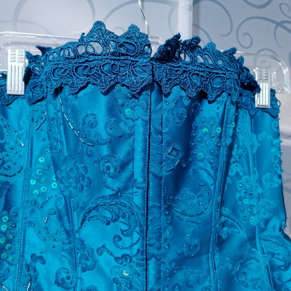 Vintage Frederick's of Hollywood Corset - Picture 4 of 12